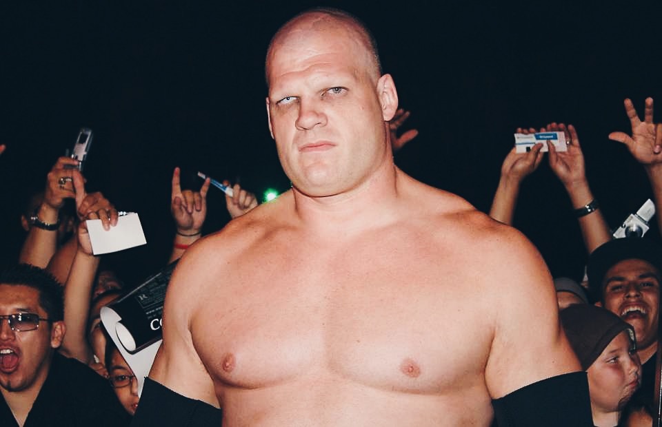 Mantan Pegulat WWE 'Kane' Terpilih Menjadi Wali Kota