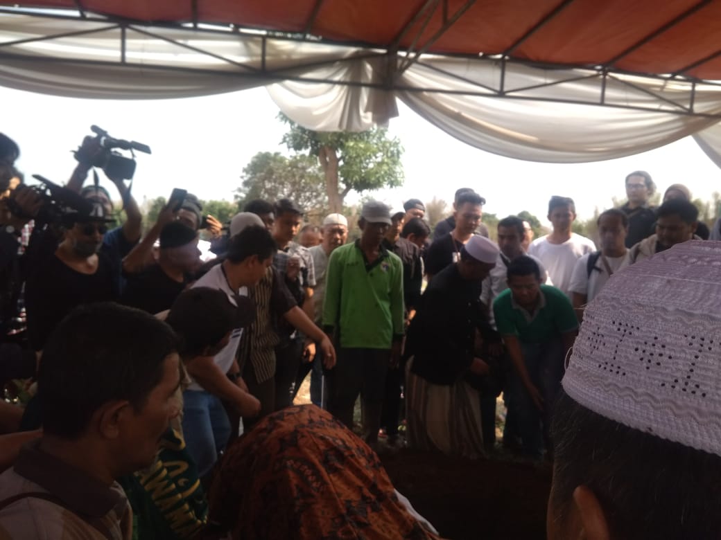 Jenazah Cecep Reza Dimakamkan Pagi Ini di TPU Layur