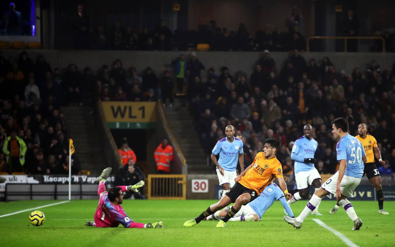 Diterkam Wolverhampton, Man City Makin Menjauh dari Liverpool