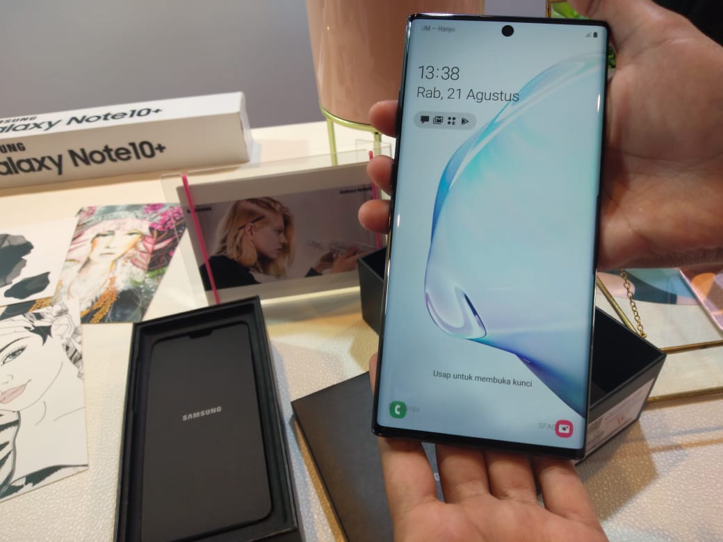 Model Samsung Galaxy Note 10