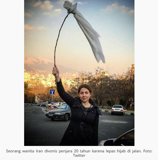 Perempuan Iran Divonis 20 Tahun Penjara karena Lepas Jilbab
