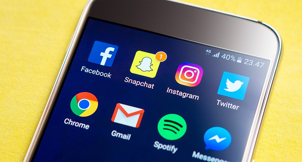 Tiga Emoji Ini Dilarang Facebook dan Instagram 