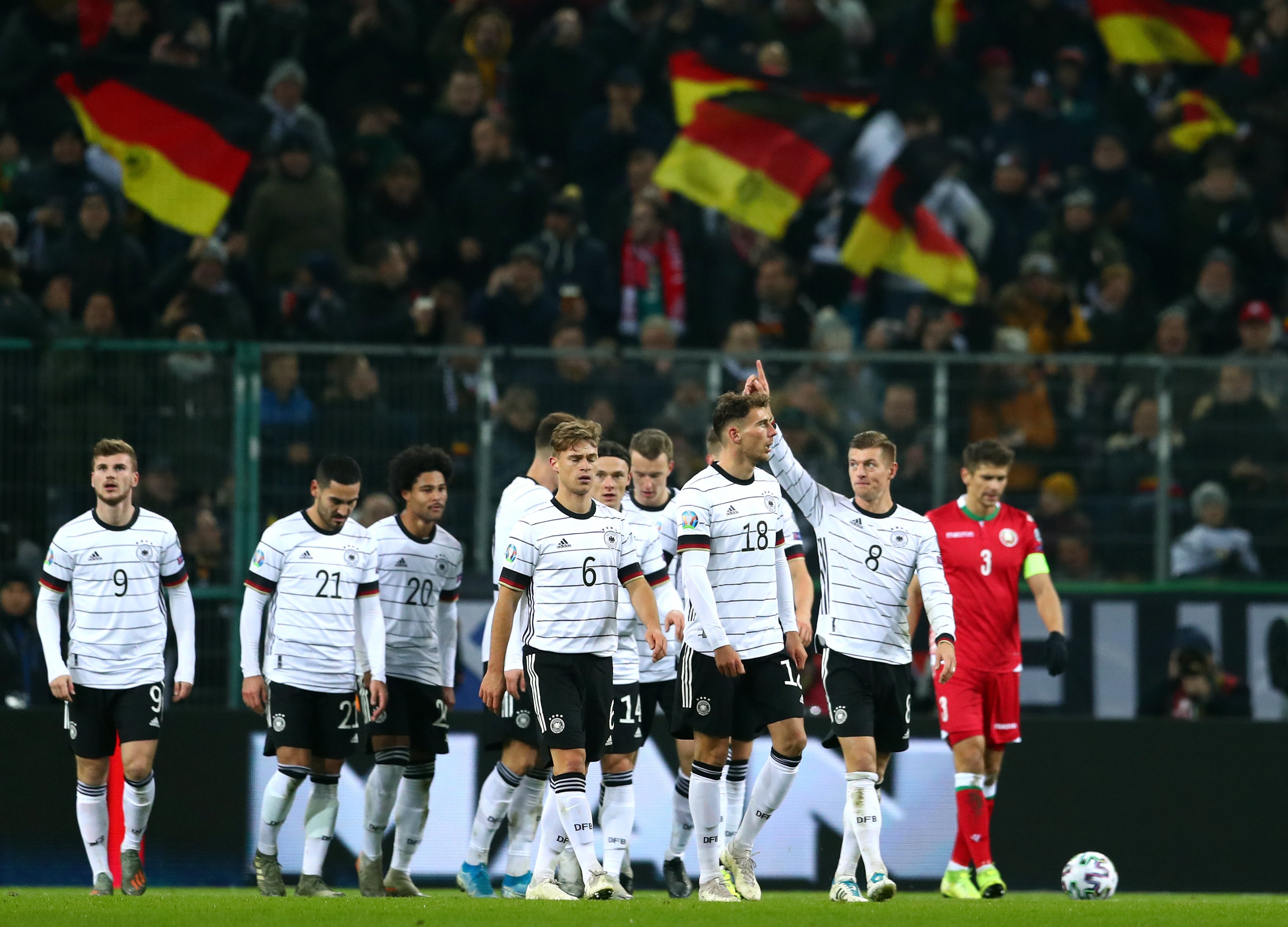 Футбол германия время. Сборная Германии на евро 2020. Сборная Германии по футболу 2022. Сборная Германии футбол 2021. Сборная Германии по футболу евро 2020.
