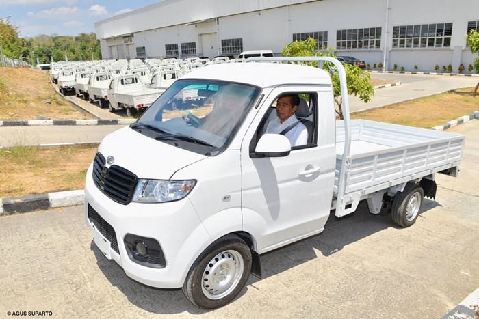 Mobil Pertama Esemka Meluncur, Begini Wujudnya