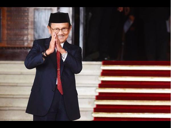 Bj Habibie Meninggal Dunia Indonesia Berduka