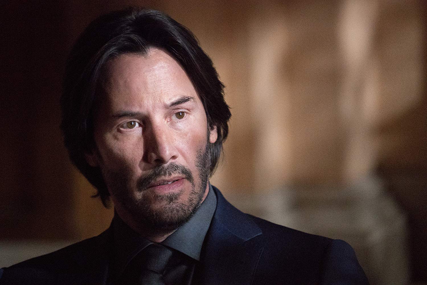 Akhirnya! Setelah 20 Tahun Sendiri, Keanu Reeves Punya Pacar
