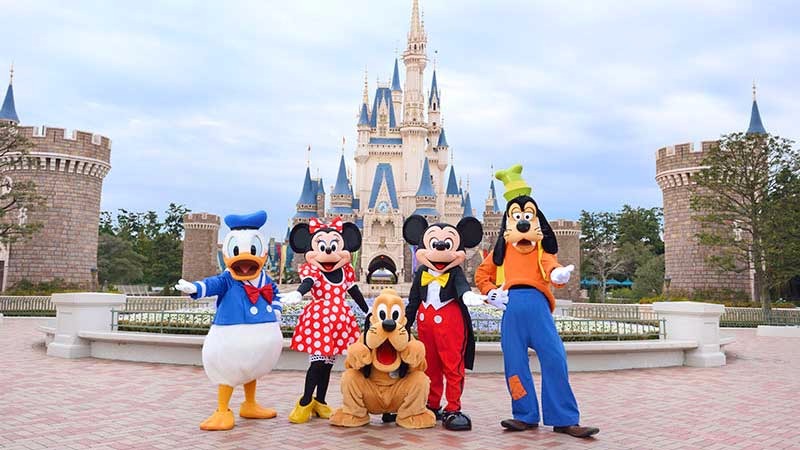 Disneyland Shanghai Buka Lagi, Semua Pengunjung Wajib Pakai Masker