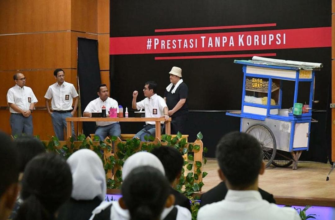 Peringati Hari Antikorupsi, Jokowi Buka Peluang Koruptor di Hukum Mati 