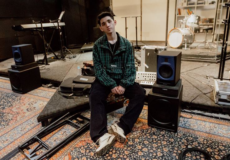 Syahravi Rilis Album Perdana Berjudul 'Body Language'