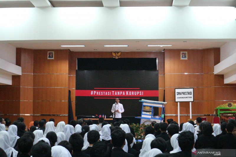 Ini Alasan Jokowi Tak Hadiri Peringatan Hari Antikorupsi di KPK