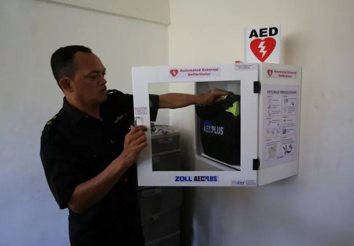 Keren! Dinkes Surabaya Pasang Alat Pacu Jantung di Fasilitas Publik