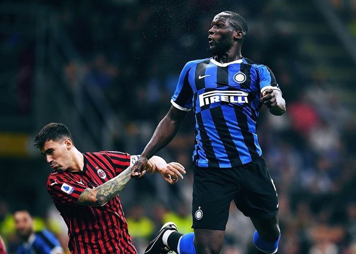 Kota Mode Biru-Hitam, Inter Milan Kalahkan AC Milan 2-0