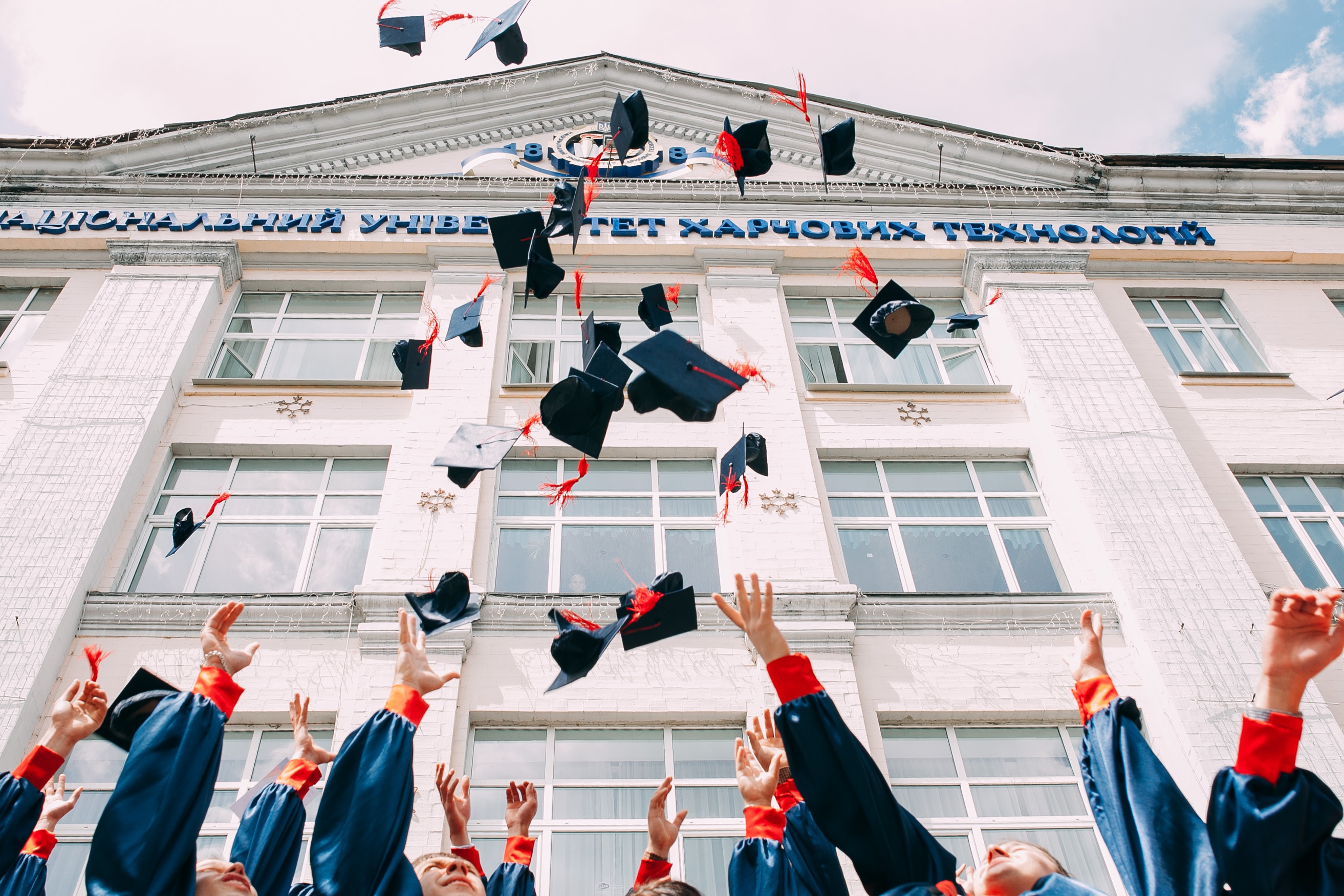 Hasil Studi: Fresh Graduate Paling Banyak Nganggur, Apa Sebabnya?