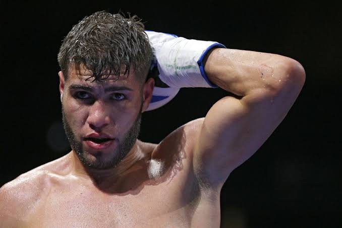 Bagaimana Bisa Satu Pertandingan Tinju Dapat Mengubah Kehidupan Prichard Colon?
