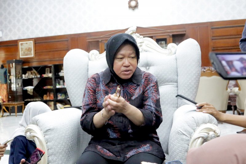 Walikota Risma Ungkap Alasan Surabaya Belum Pilih Opsi Lockdown