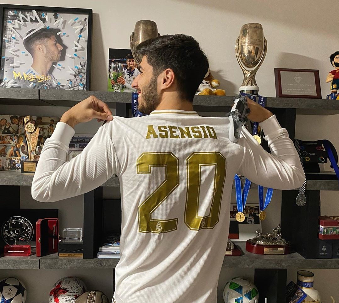 Marco Asensio Bawa Real Madrid Juara LaLiga... di FIFA 20