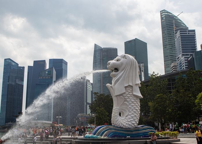 Singapura Penjarakan Orang yang Langgar Aturan Social Distancing