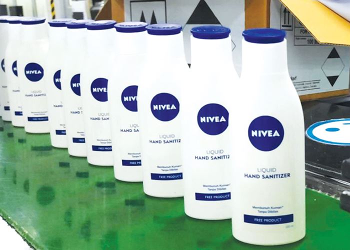 Keren! Nivea Produksi Hand Sanitizer untuk Rumah Sakit Rujukan COVID-19 