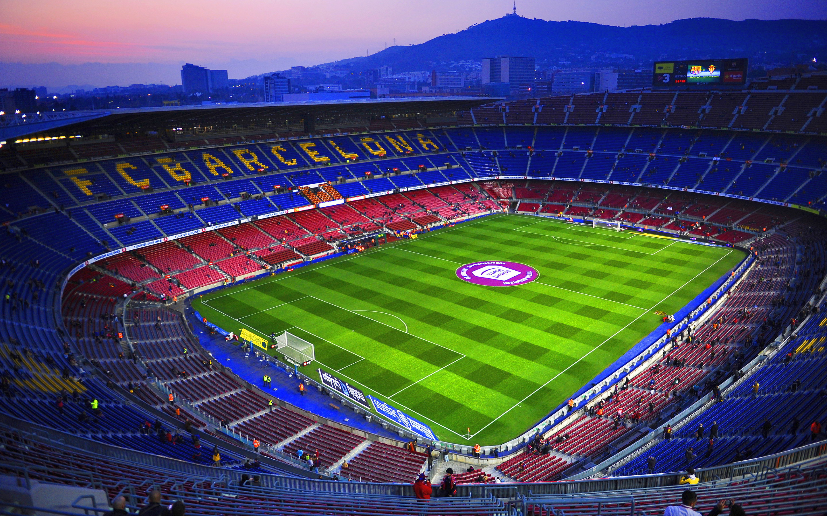 Diterpa Masalah Keuangan, Barcelona Yakin Bisa Rekrut Pemain Top
