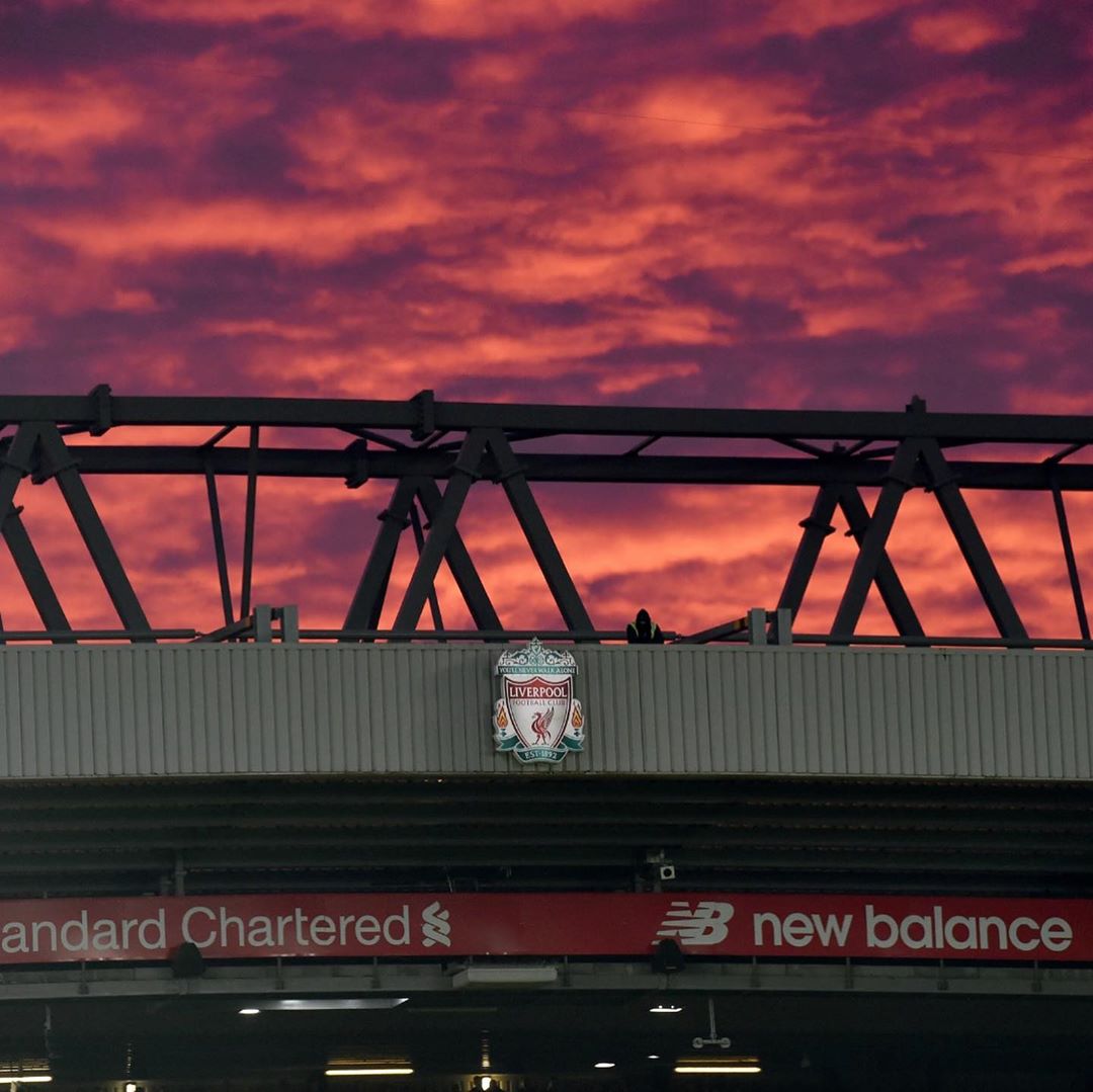 Tak Jadi Rumahkan Pegawainya, Liverpool Minta Maaf ke Fans