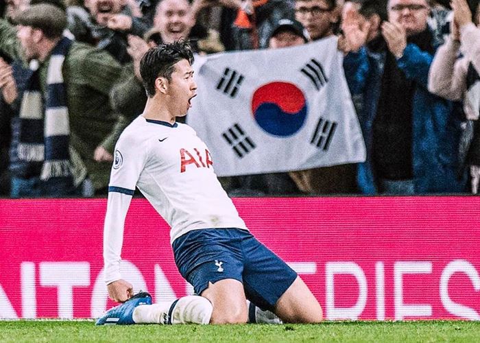 Son Heung-Min Mulai Wajib Militer di Korea Selatan