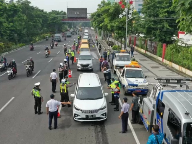 Seluruh Aktivitas Wajib Berhenti Saat Jam Malam PSBB Surabaya Berlangsung