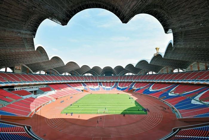 Korea Utara Punya Stadion Terbesar di Dunia, Loh!