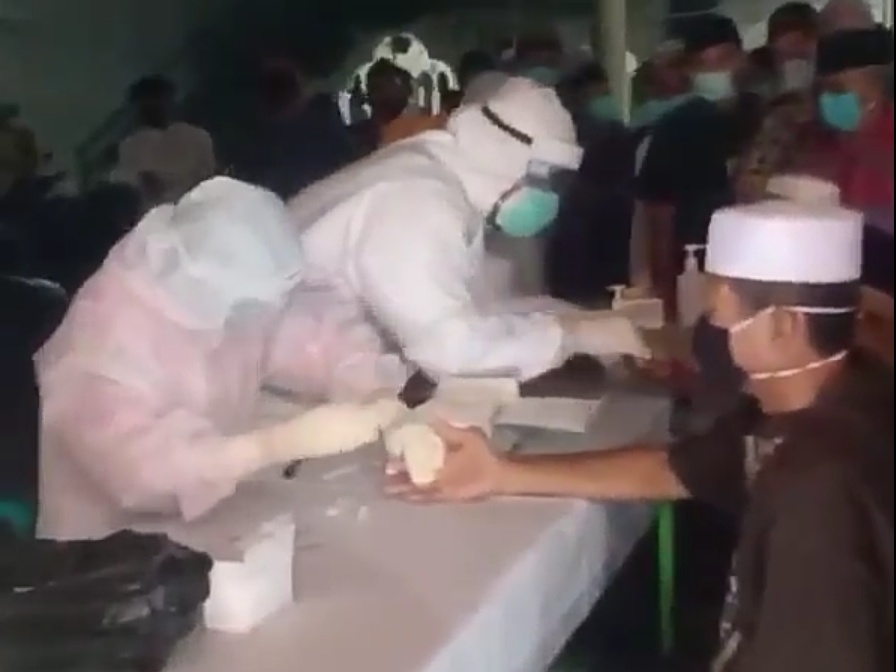 152 Jamaah Tarawih di Sidoarjo Jalani Rapid Test, 6 Di Antaranya Reaktif