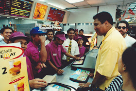 Petinju Dunia Muhammad Ali Pernah Singgah di McDonald's Sarinah