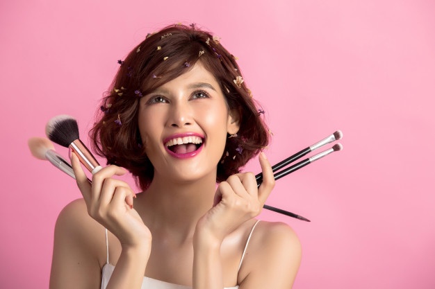 Begini Reaksi Otak Saat Kamu Berhenti Pakai Make Up