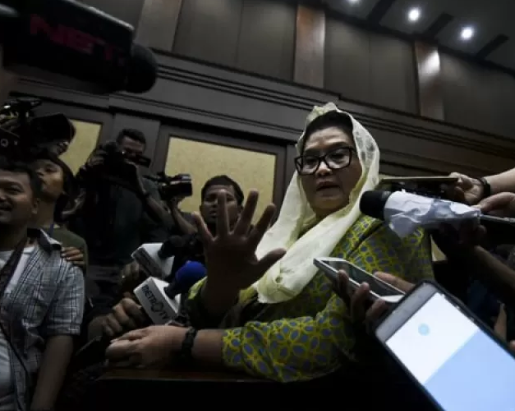 Eks Menkes Siti Fadilah Supari Bebas dari Penjara Hari Ini