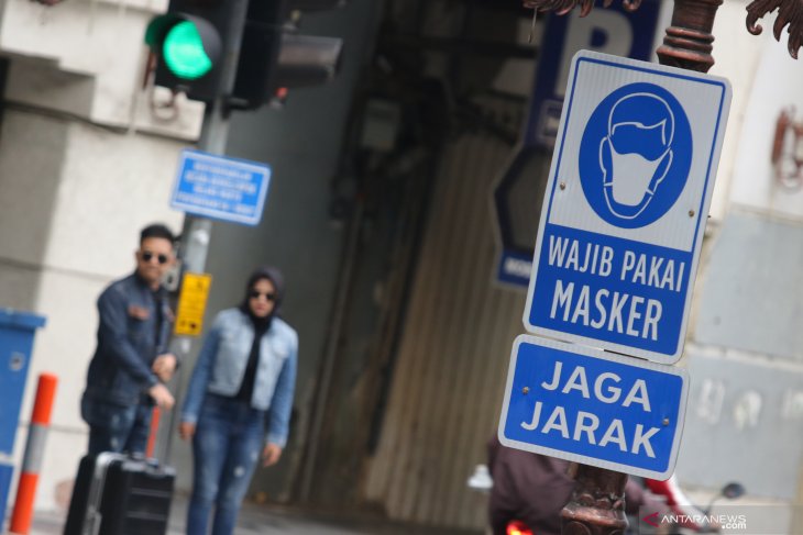 Sejumlah Titik di Kota Surabaya Dipasangi Rambu ‘Wajib Pakai Masker’