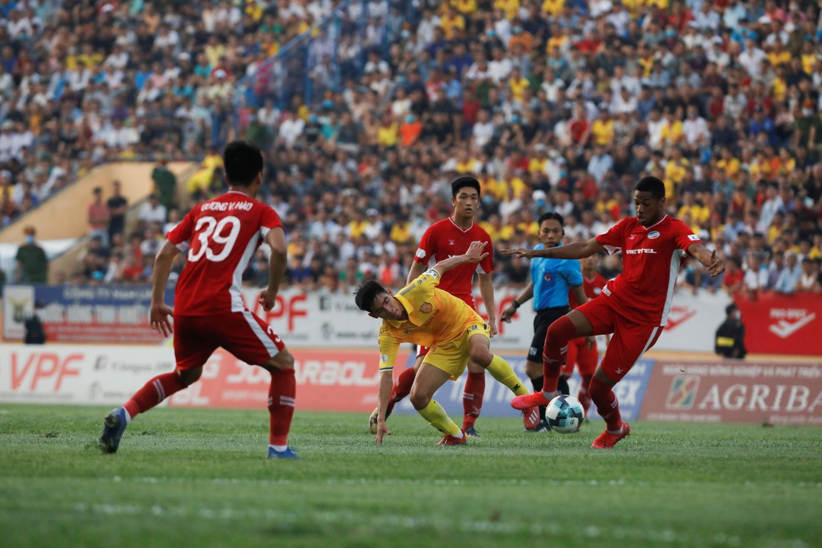 Liga Vietnam Bergulir Lagi, Penonton Boleh ke Stadion