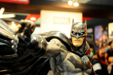 1592145091-batman-robin.jpg