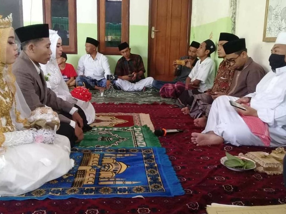 Heboh! Pria Asal Lombok Ini Langsung Nikahi Dua Wanita Sekaligus