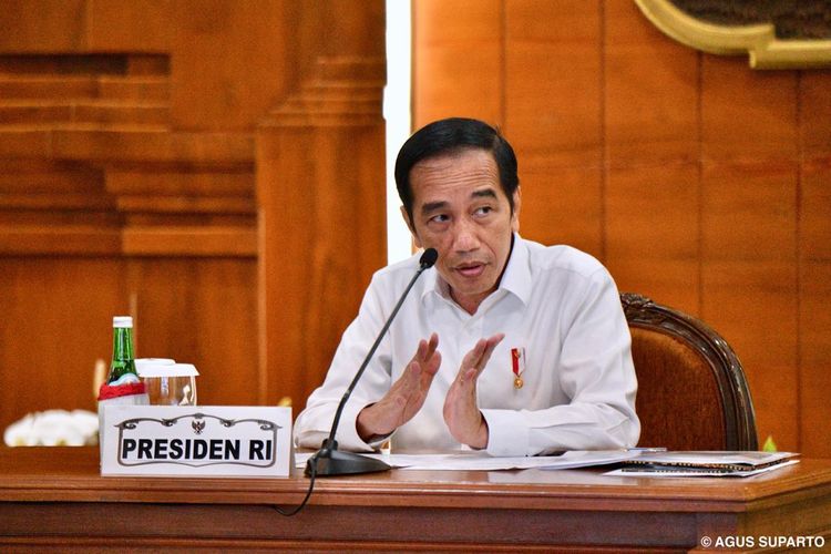 Pantau Kondisi Jatim, Jokowi Kaget 70 Persen Warga Tak Gunakan Masker