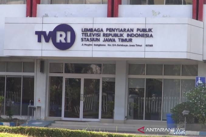 Puluhan Pekerja di 3 Media di Surabaya Diduga Positif COVID-19