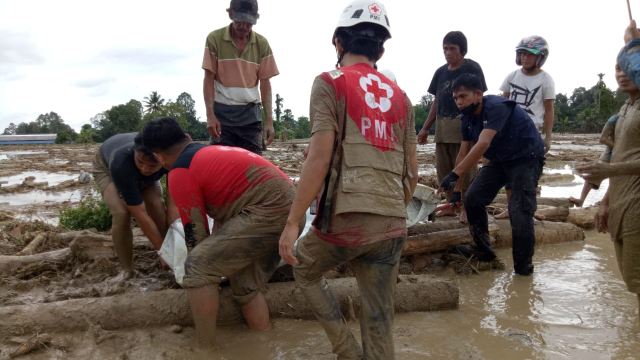 21 Warga Luwu Utara Ditemukan Meninggal Akibat Banjir Bandang