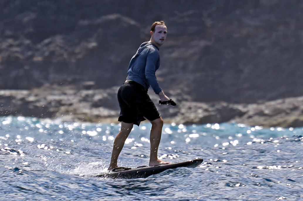 1595229340-Mark-Zuckerberg-Surfing.jpg
