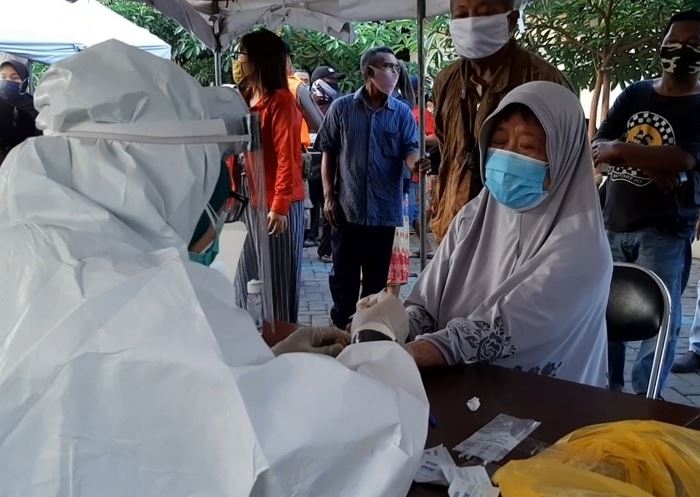 Warga di Wilayah Aglomerasi Tak Perlu Tunjukkan Bukti Bebas COVID-19 untuk Masuk Surabaya 