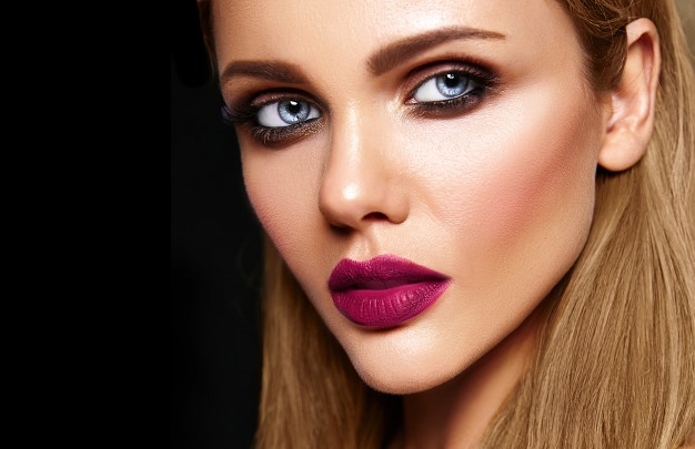 5 Rekomendasi Lipstik untuk Bibir Berwarna Gelap