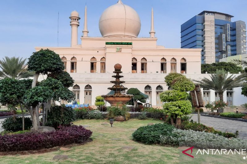 Gelar Salat Id, Masjid Al-Azhar Terapkan Protokol Kesehatan Ketat