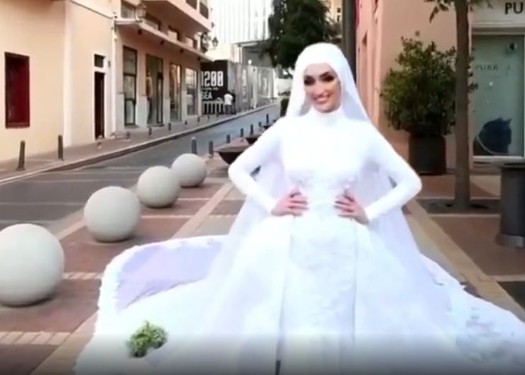 Viral Pengantin Wanita Syuting Video Pernikahan saat Terjadi Ledakan di Beirut 