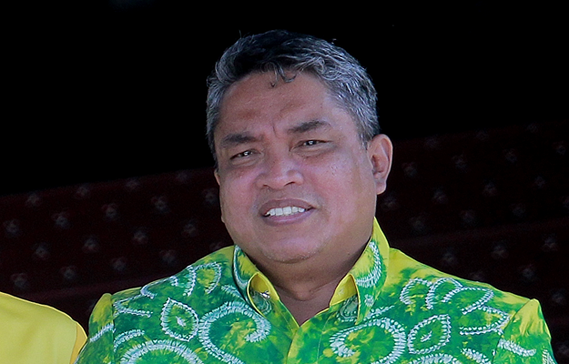 Wali Kota Banjarbaru Nadjmi Adhani Meninggal Akibat COVID-19