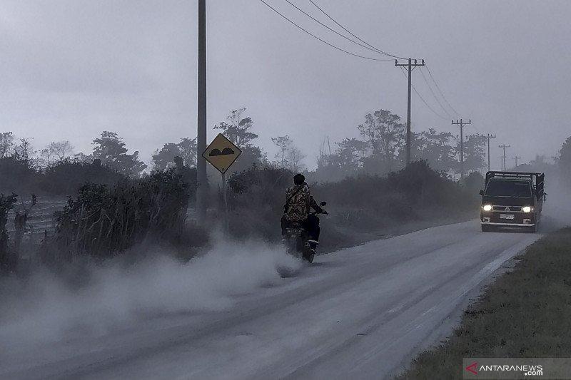 Awas! Debu Vulkanik Gunung Sinabung Berpotensi Sampai ke Medan