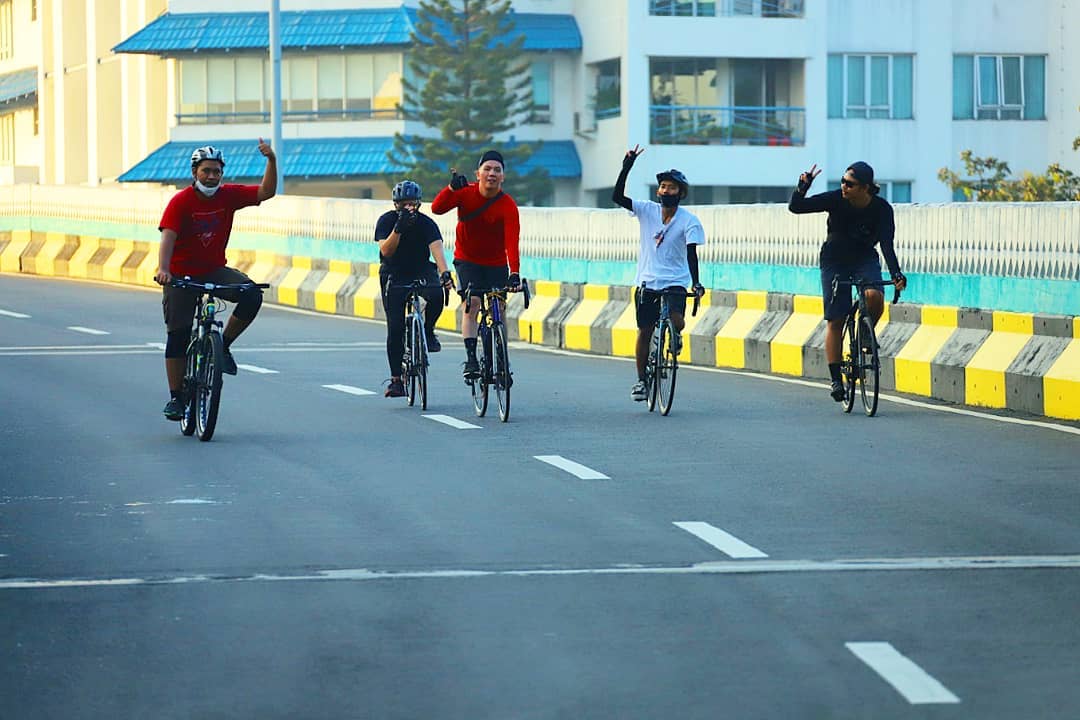 Anies Baswedan Usulkan Buat Jalur Sepeda Khusus di Jalan Tol 