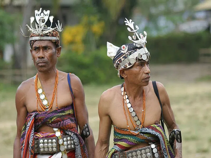 Selain Baju Adat Sabu, Ini Pakaian Adat dari Nusa Tenggara Timur |  Urbanasia.com