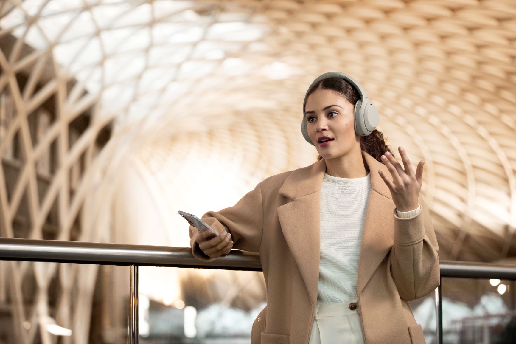 Sony Resmi Luncurkan Headphone WH-1000XM4, Ini Keunggulannya!