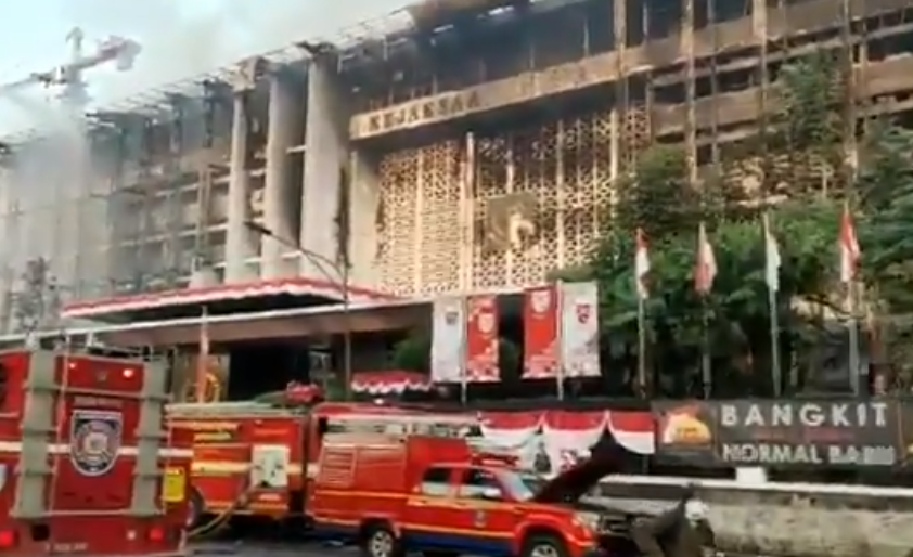 Kebakaran di Gedung Kejaksaan Agung Padam Setelah 11 Jam