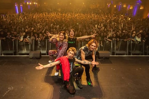 Batal Konser di Jakarta, ONE OK ROCK Gelar Konser Virtual